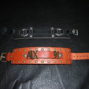 Bracelets 1 Black/ 1 Brown Lot of 2